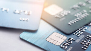 Comparativo entre Cartão ActivoBank e Cartão Moey!: qual é o mais vantajoso?